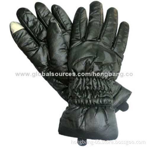 Touchscreen glove
